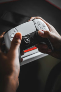 Jouer jeu PS4 sur PS5